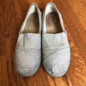 Toms Silver Glittery Y3.5